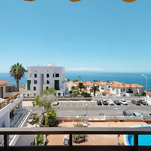 https://apartment-la-luna.in-canary-islands.com