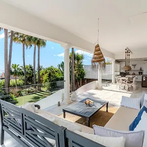 https://casa-blanca-manilva.1costadelsol.com
